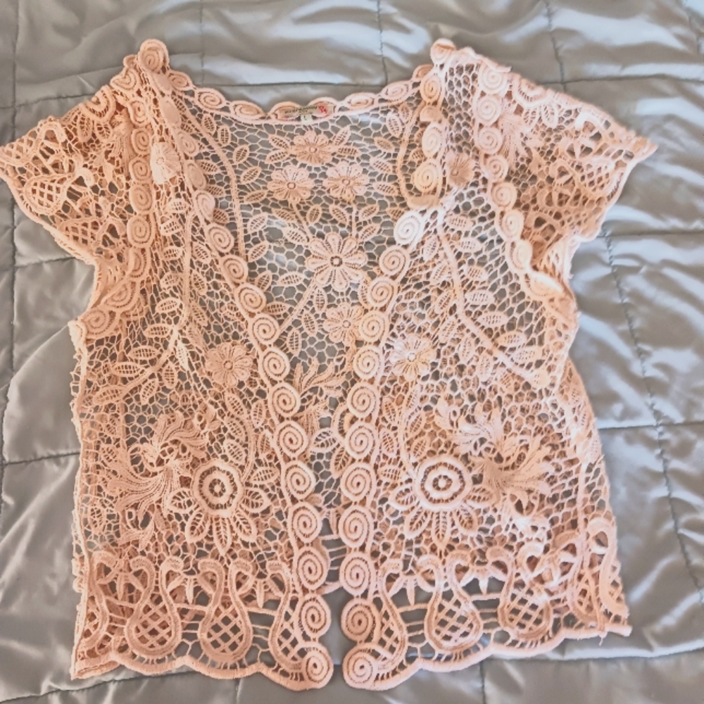 Vivid Imports lace blouse
